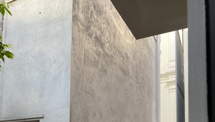 CHO THUÊ CẢ TÒA BIỆT THỰ TÂY NAM BÁN ĐẢO LINH ĐÀM, 4 TẦNG, 180M2, 7 PHÒNG, 7 WC, GIÁ 35TR